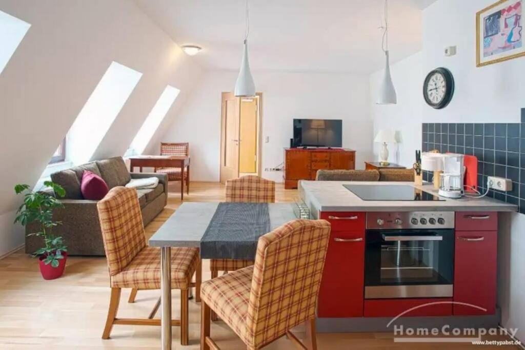 Apartment In Der Strohsackpassage - Zentrum Hbf Oper Leipzig Buitenkant foto