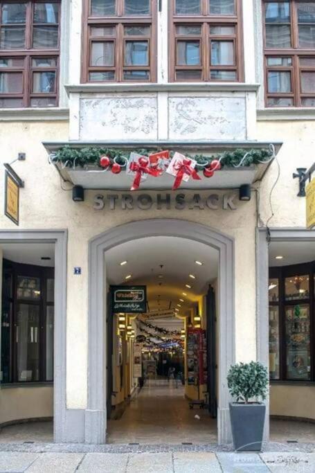 Apartment In Der Strohsackpassage - Zentrum Hbf Oper Leipzig Buitenkant foto